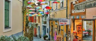 szentendre-szivarvany-esernyo-373x160